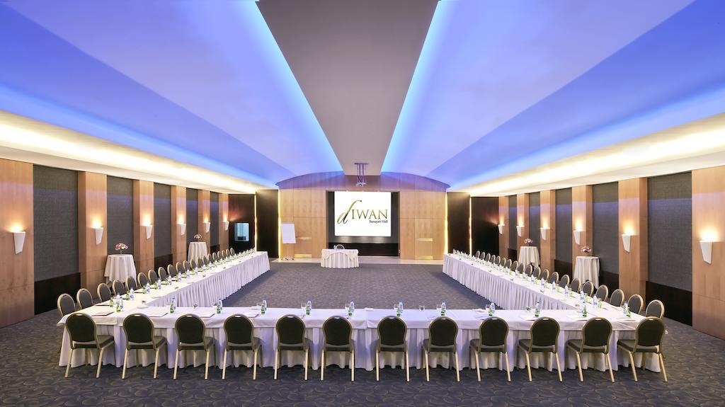 Coral Beirut Al Hamra Hotel Instalações foto